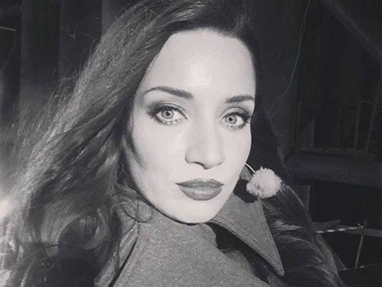 Денисова живет с мужчиной