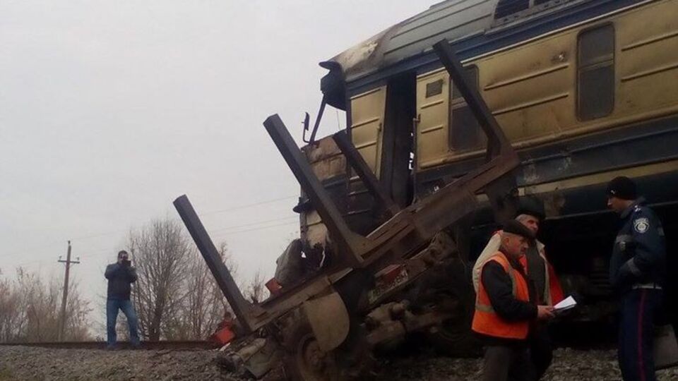 Происшествие вызвало возгорание кабины дизель-поезда