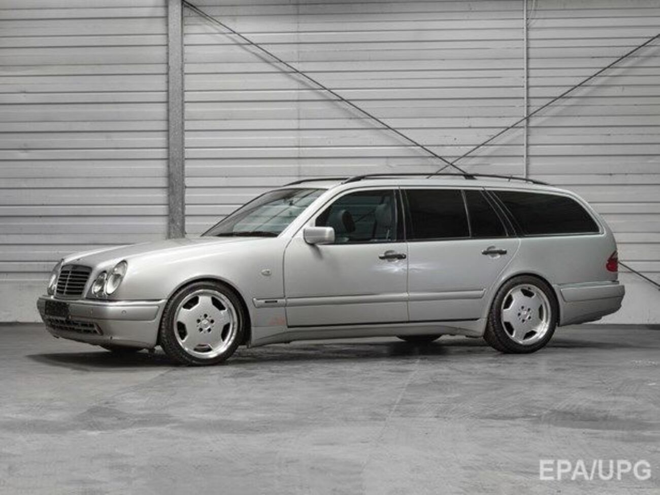 Авто оценили в €100 тыс.
