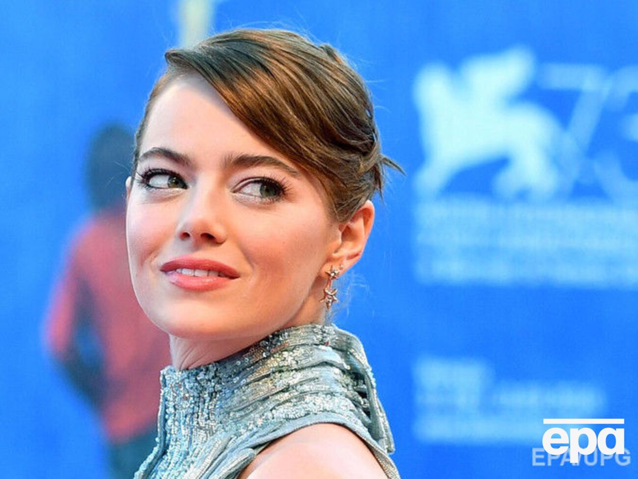 Номер Vogue со Стоун выйдет в ноябре