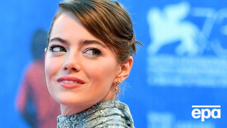 Номер Vogue со Стоун выйдет в ноябре