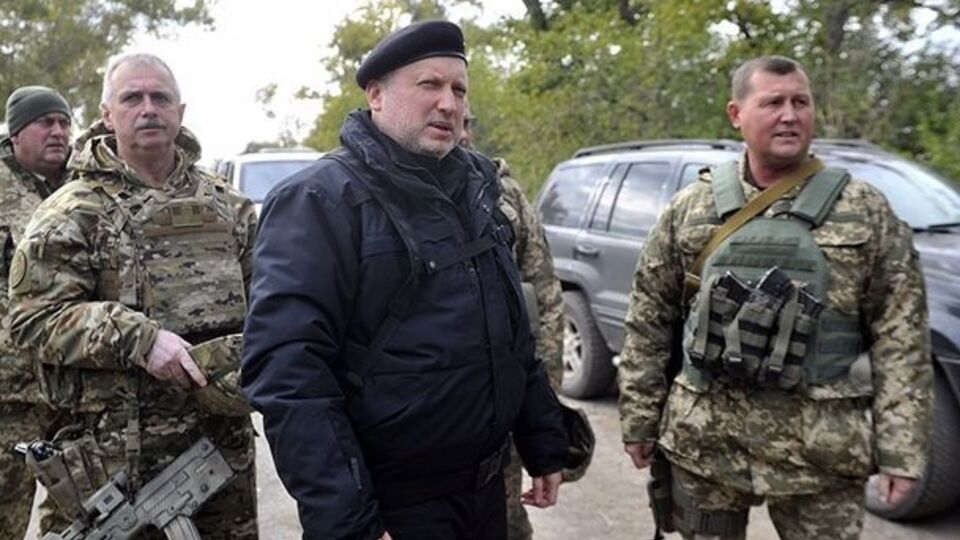 Турчинов побывал на передовой