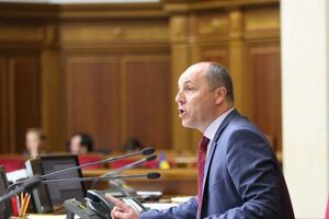 Зарплата спикера Андрей Парубия составит 43,5 тыс. грн