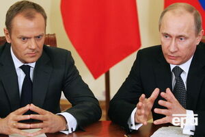 Туск заявил, что его встреча с Путиным не была "тайной", на ней присутствовало большое количество журналистов