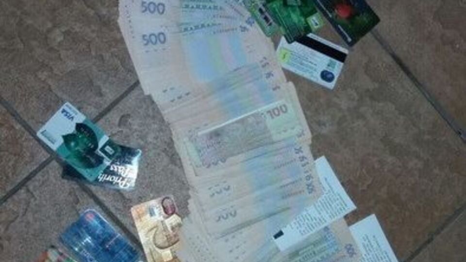 Ежедневно злоумышленник снимал в Киеве от 100 до 200 тысяч гривен