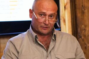 Дмитрий Ярош: Президент должен заниматься прежде всего международной политикой и дипломатией. Это его, он это умеет