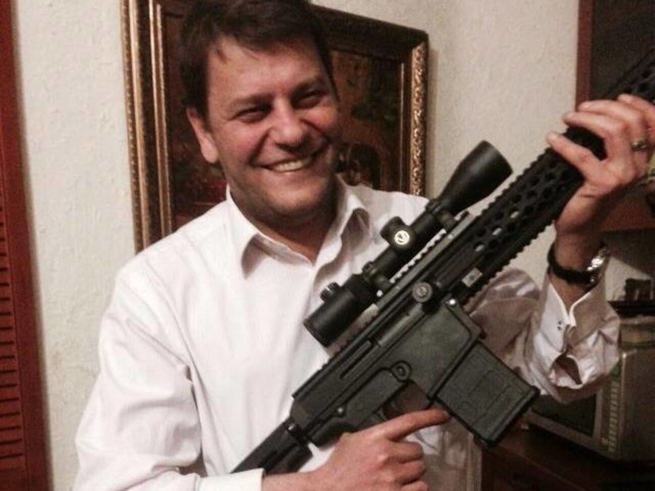 Самолет, в котором находился Мартиросян, задержали 21 октября