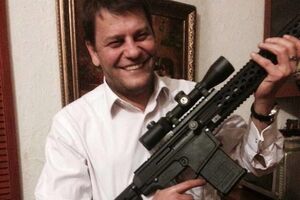 Самолет, в котором находился Мартиросян, задержали 21 октября