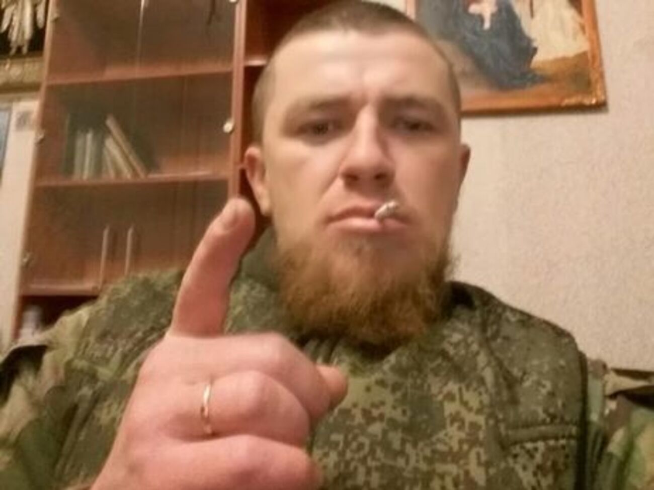 Согласно другим версиям, Моторолу могли "убрать" российские силовики или конкуренты по "бизнесу"