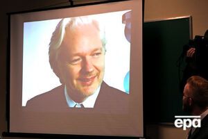 В WikiLeaks уверяют, что Ассанж не публиковал материалов о Клинтон