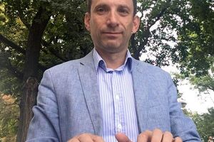 Портников: "ЛНР" "слиняет" сразу же, как только станет ясно, что оккупанты покидают Донбасс