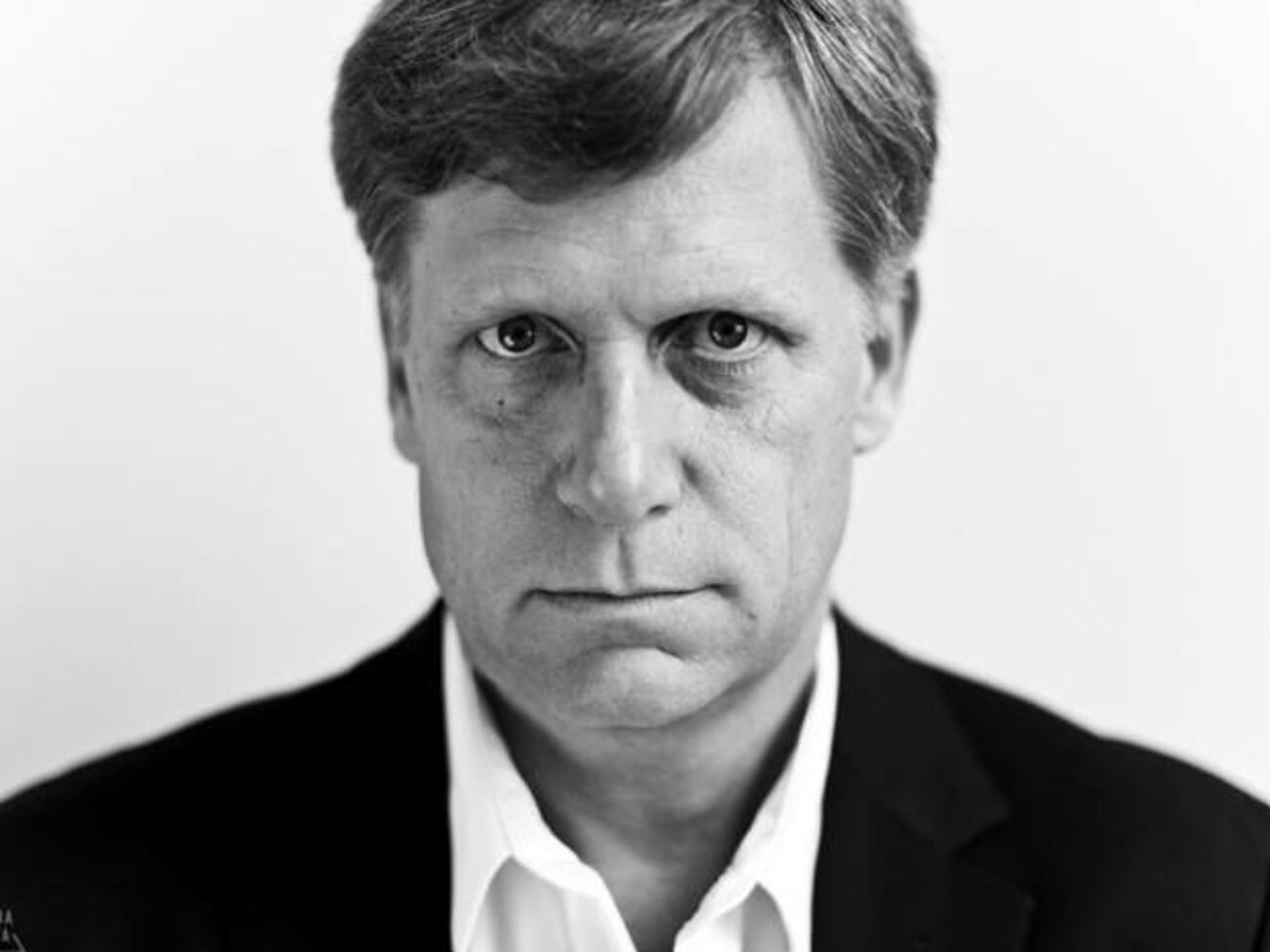 В WikiLeaks ответили Макфолу, что являются независимым СМИ