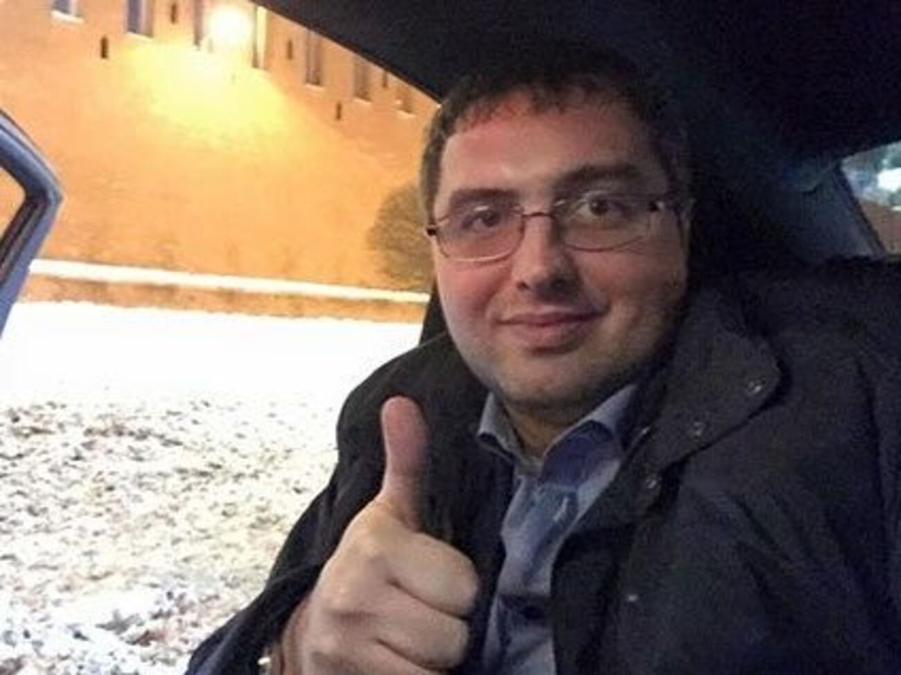 Усатого объявили в розыск