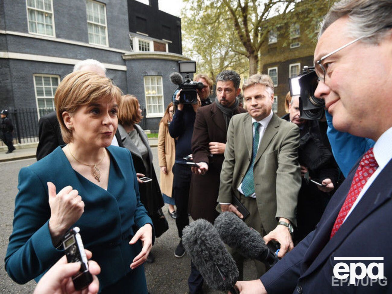 Стерджен разочарована встречей с премьером по поводу Brexit