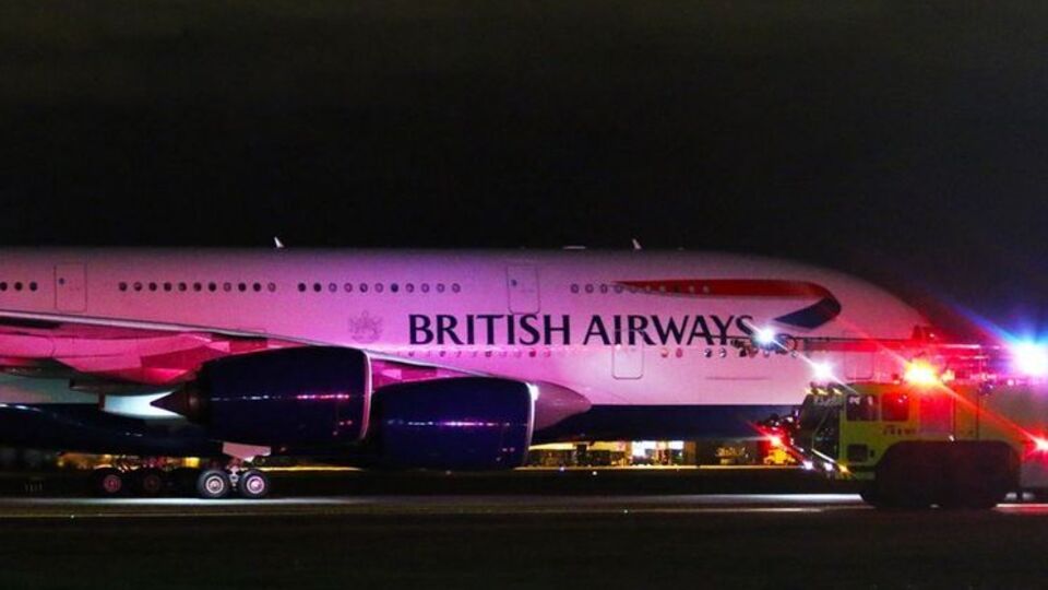 Самолет летел из Сан-Франциско в Лондон