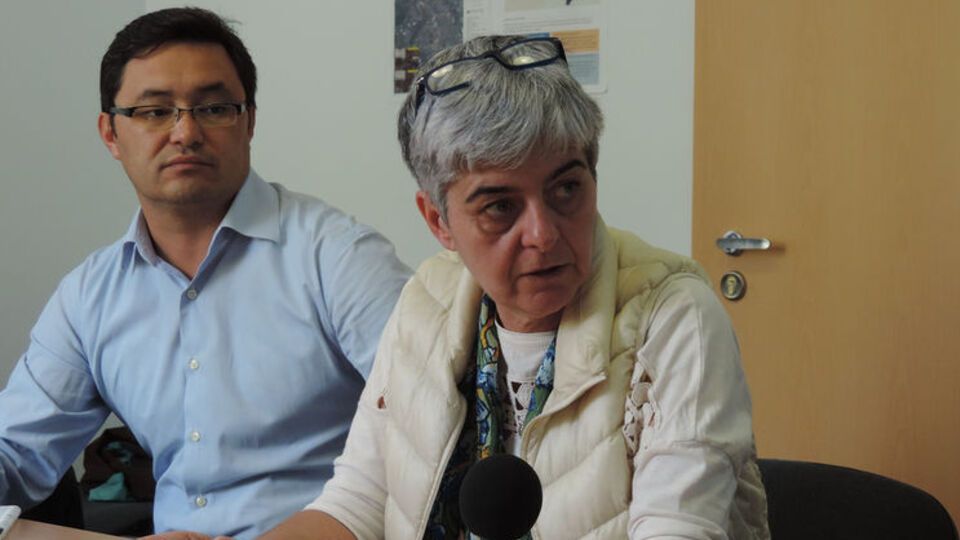 Манзи: Раз в две недели я пересекаю линию разграничения и вижу, как страдают люди с обеих сторон