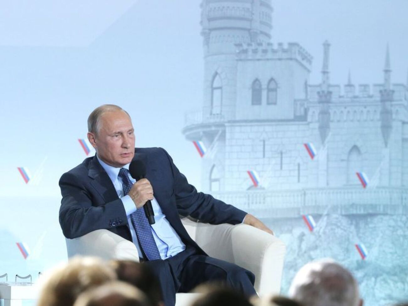 Путин приехал в оккупированную Ялту