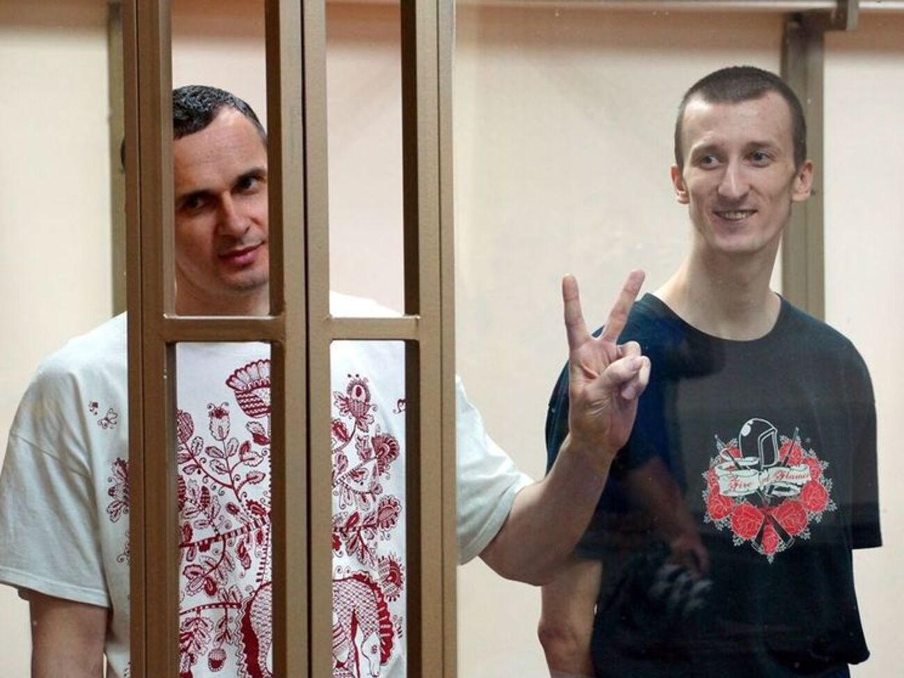 Гоф назвала неправильным предоставление российского гражданства Сенцову и Кольченко