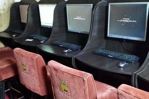 Во время обысков правоохранители изъяли в заведениях большое количество игрового оборудования