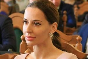 Мерило: Если от такого большого количества чиновников требуют подать е-декларации, система должна работать нормально