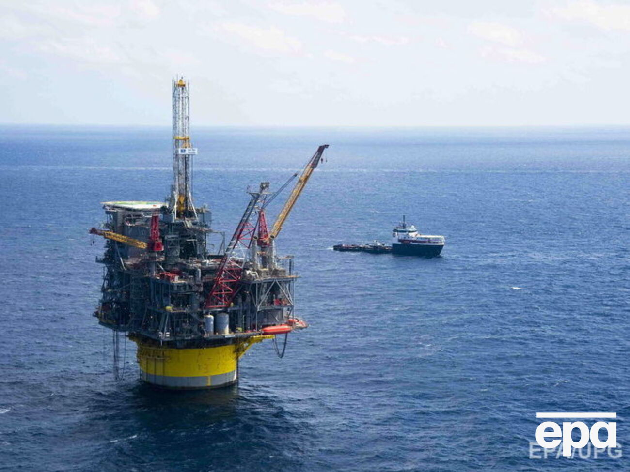 Россия согласна на заморозку уровня добычи нефти