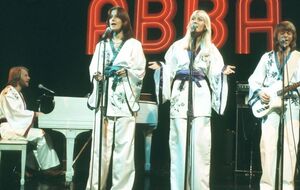 Последнее официальное выступление группы АВВА прошло в декабре 1982 года