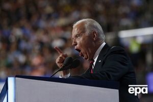 Клинтон ведет переговоры с Байденом