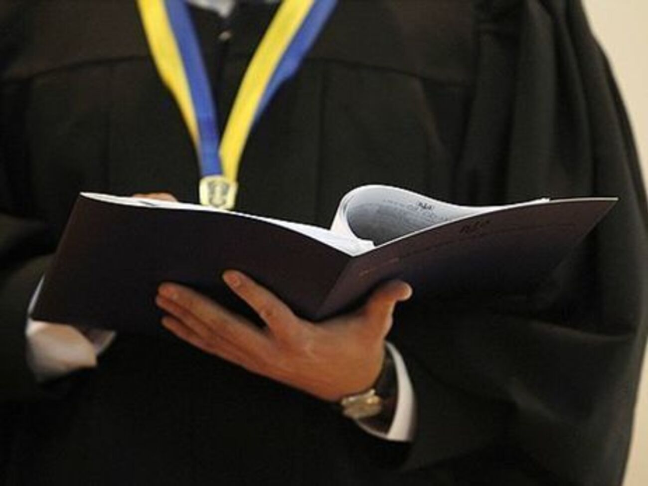 Обвинительные акты в отношении пяти судей были направлены в Апелляционный суд Киева