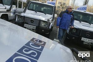 Пуля пробила колесо в авто наблюдателей ОБСЕ