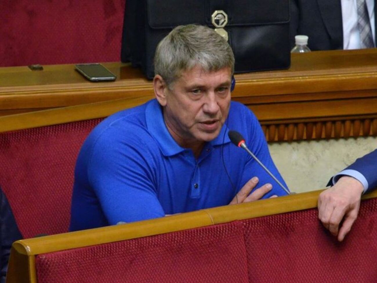 Насалик задекларировал 11 наручных часов и картину Ивана Айвазовского