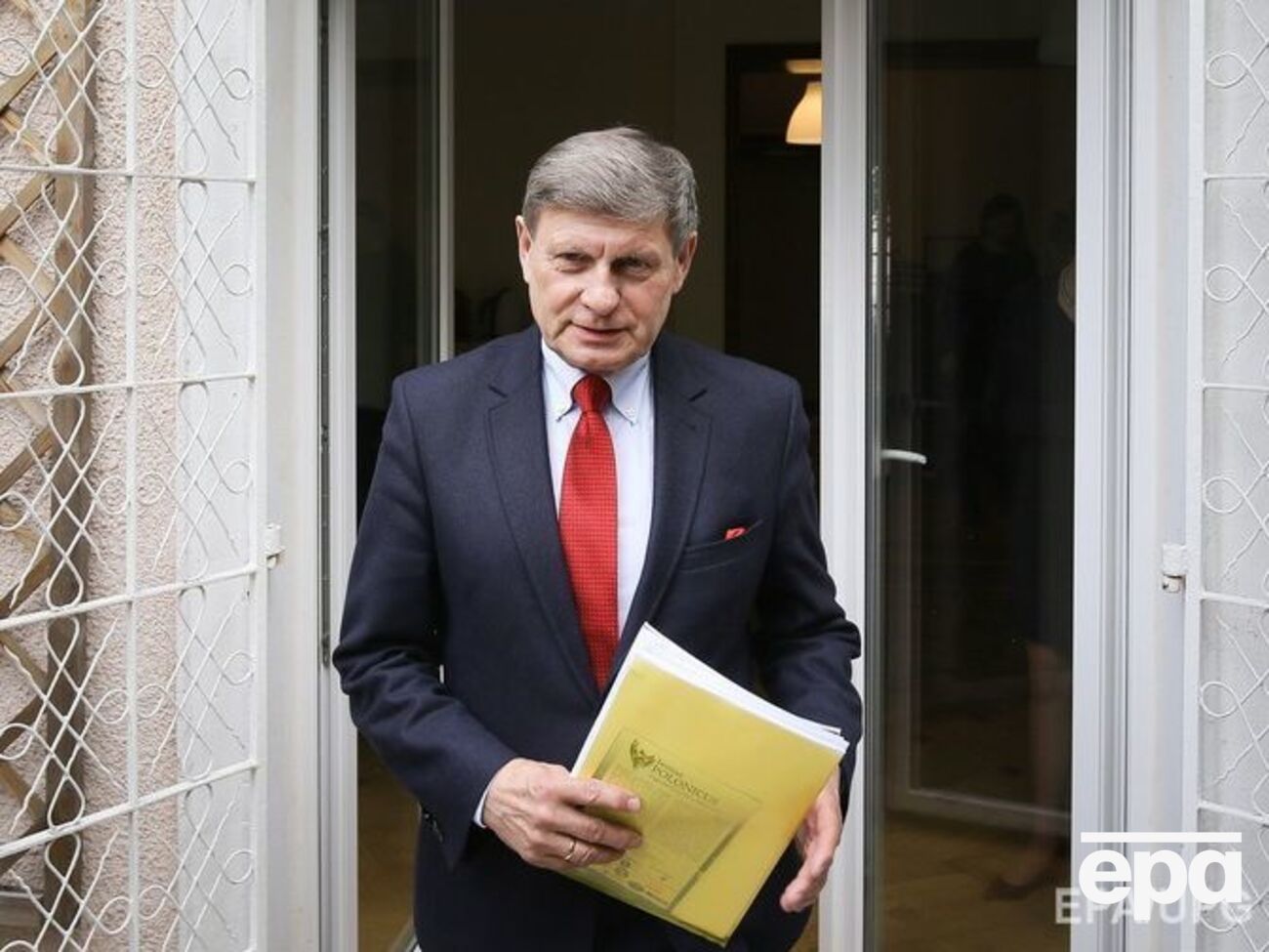 Бальцерович раскритиковал решение Кабмина о повышении зарплат