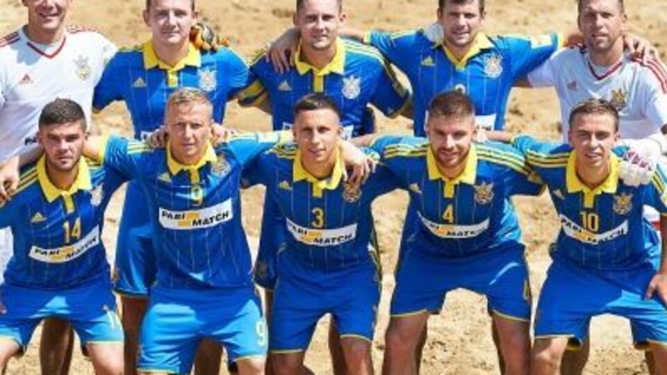 Сидоренко (на фото в верхнем ряду крайний справа) вместе со сборной Украины выиграл в Евролиге