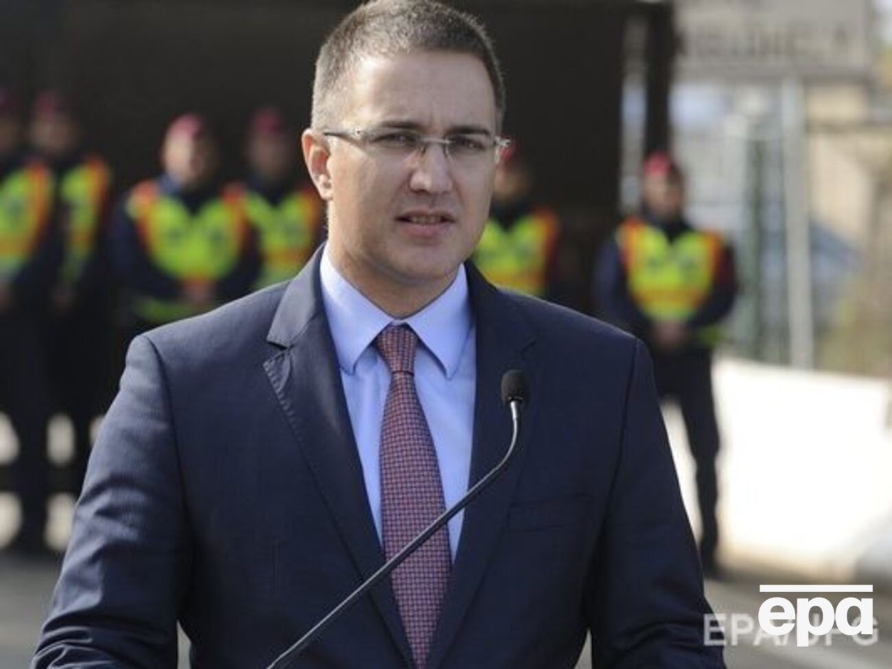 Глава МВД Сербии утверждает, что депортации россиян не было