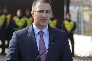 Глава МВД Сербии утверждает, что депортации россиян не было