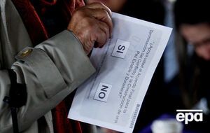Более половины пришедших на референдум отклонили мирный договор с FARC