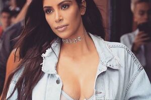 Грабители закрыли Кардашян в ванной