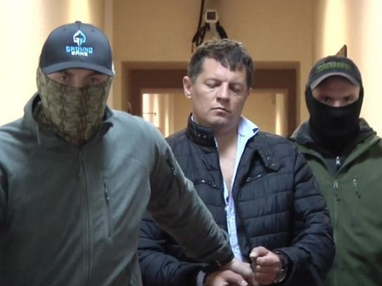 В ГУР Минобороны отрицают, что Сущенко их сотрудник