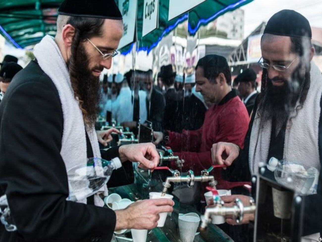 Хасиды приезжают в Умань каждую осень