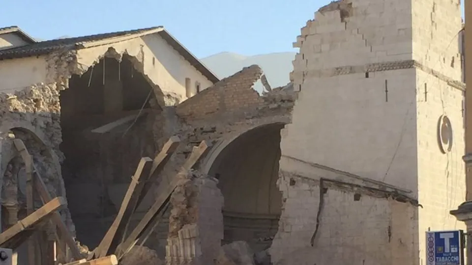 Информации о жертвах и пострадавших пока нет