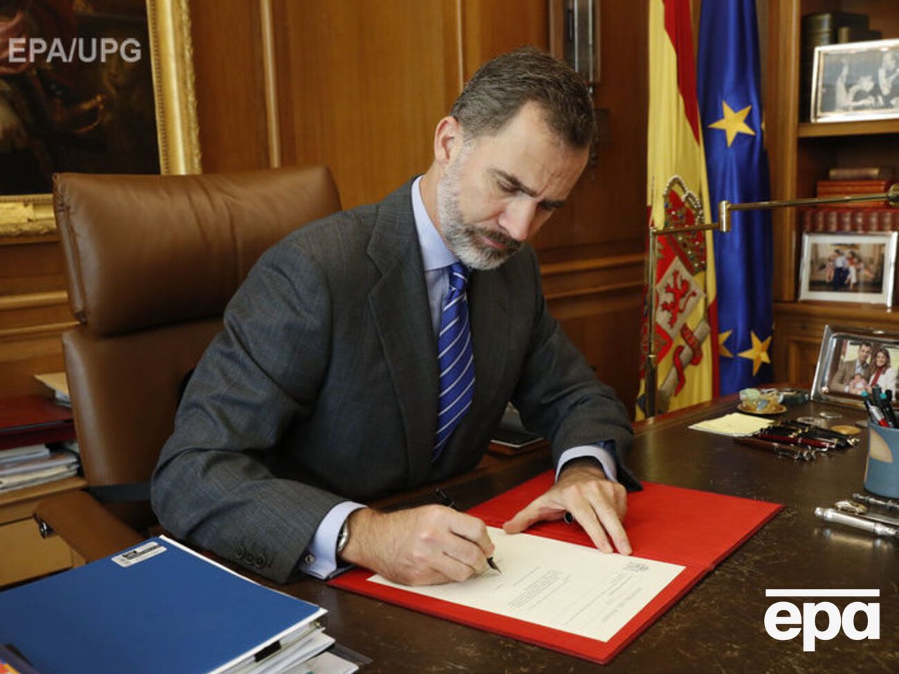Фелипе VI подписал указ о назначении премьера