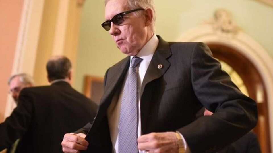 Сенатор Рид обвинил директора ФБР в сокрытии важной для избирателей информации