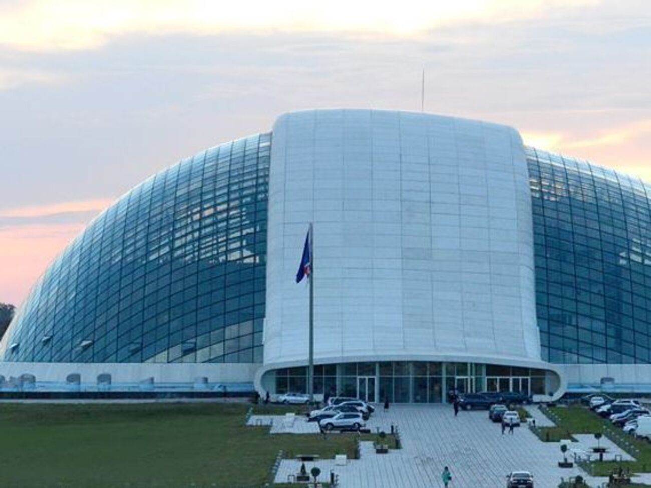 Правящая партия получила конституционное большинство в Грузии