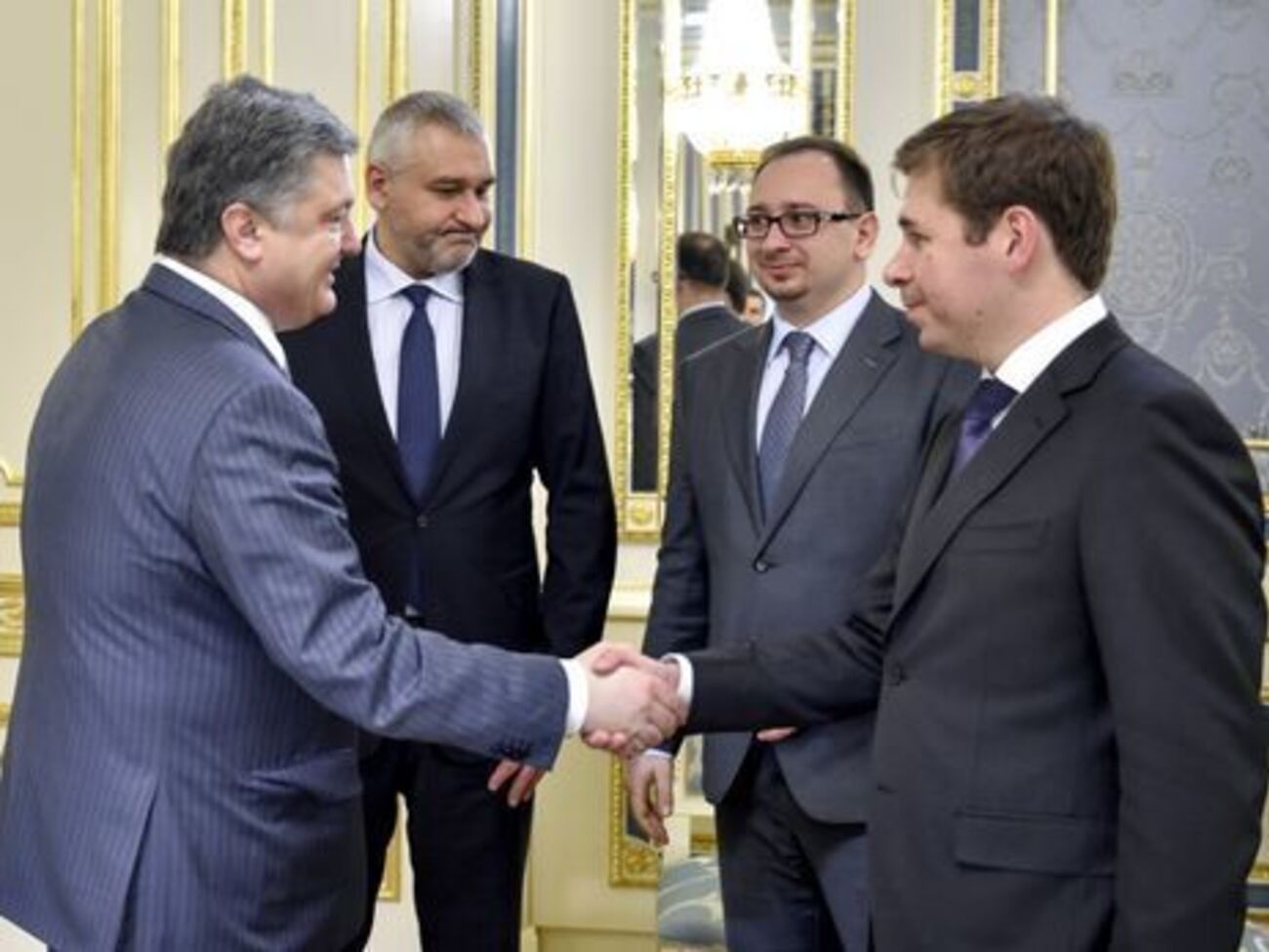 Адвокаты Савченко на встрече с президентом Украины Петром Порошенко (слева – направо): Фейгин, Полозов и Новиков