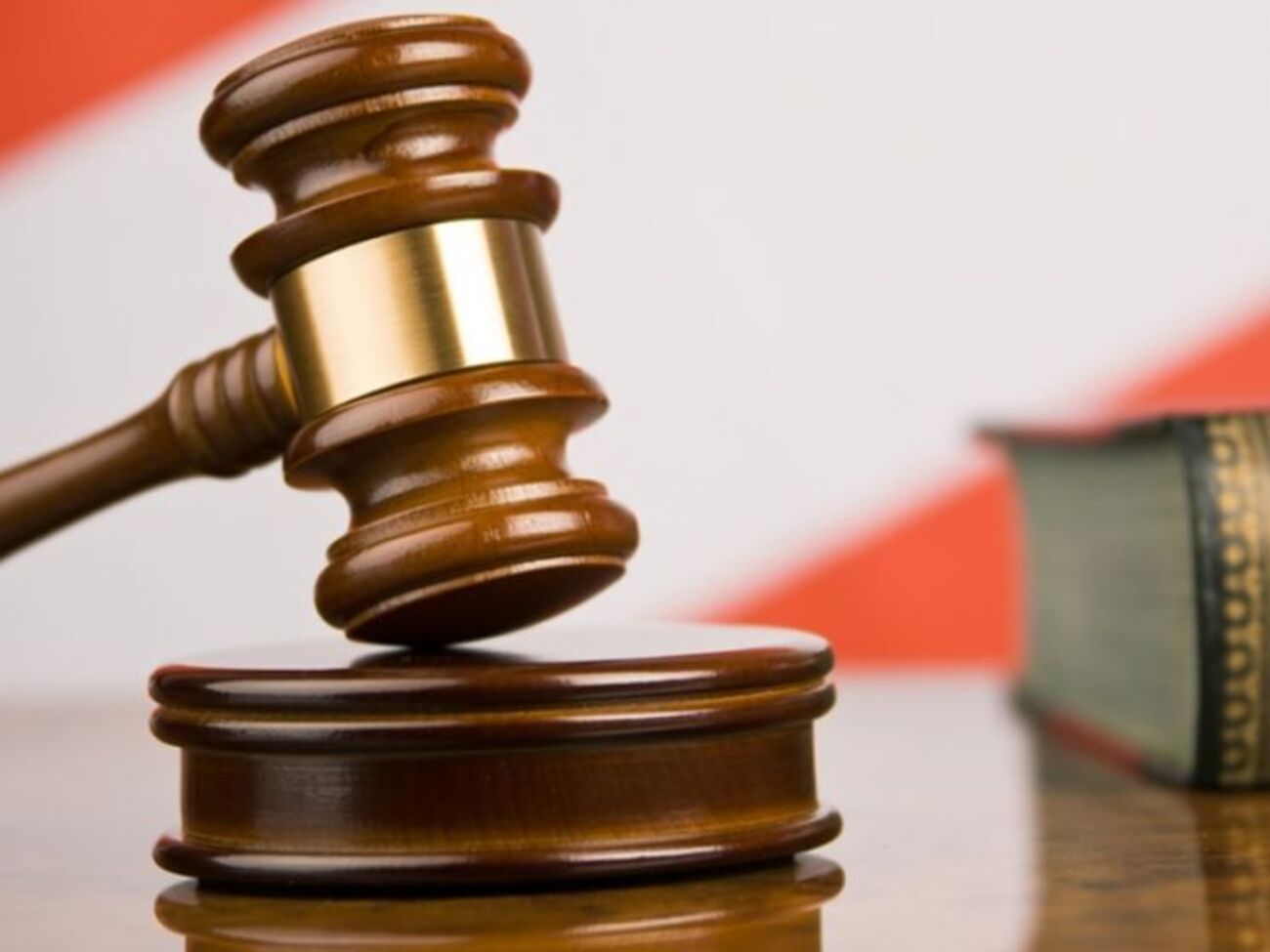 Следком РФ: Украинцы были задержаны в одном из московских отелей при передаче $3 тыс.