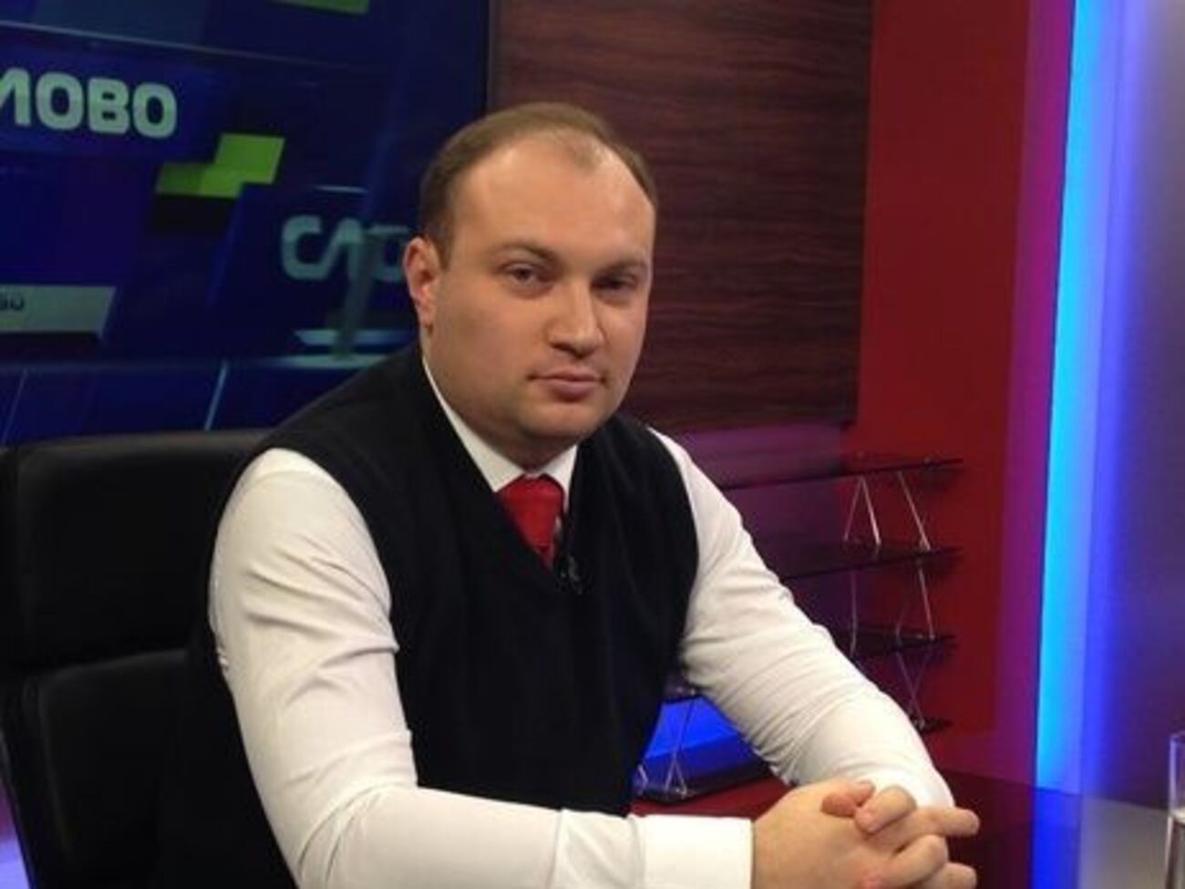 Бузаров:&nbsp;РФ выгодно вести переговоры с новым человеком, когда у новой администрации США будет понимание,&nbsp;что делать в Сирии