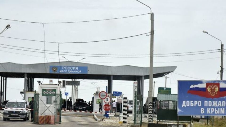 Подконтрольный Кремлю Россельхознадзор Крыма вернул на материковую Украину мясо, сало, котов, собак и красную икру