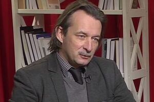 Зимовец: Уменьшить пенсии и число пенсионеров или увеличить налоги – сейчас одно и то же