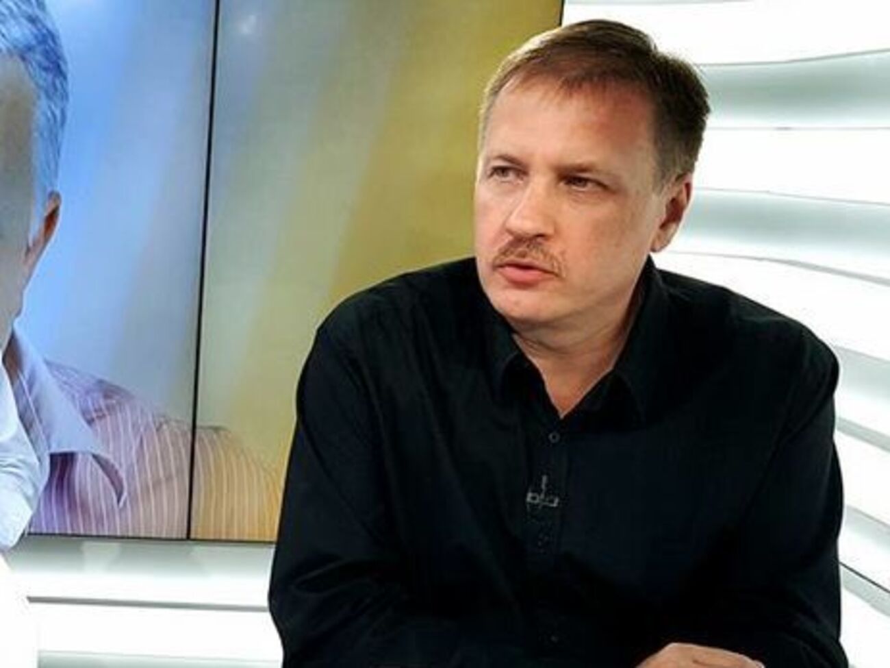 Чорновил:&nbsp;Вся российская элита чувствует себя неуверенно