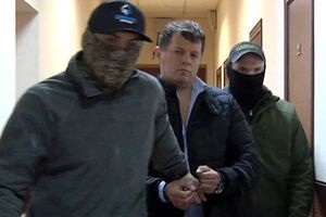 Европарламент потребовал освободить Сущенко