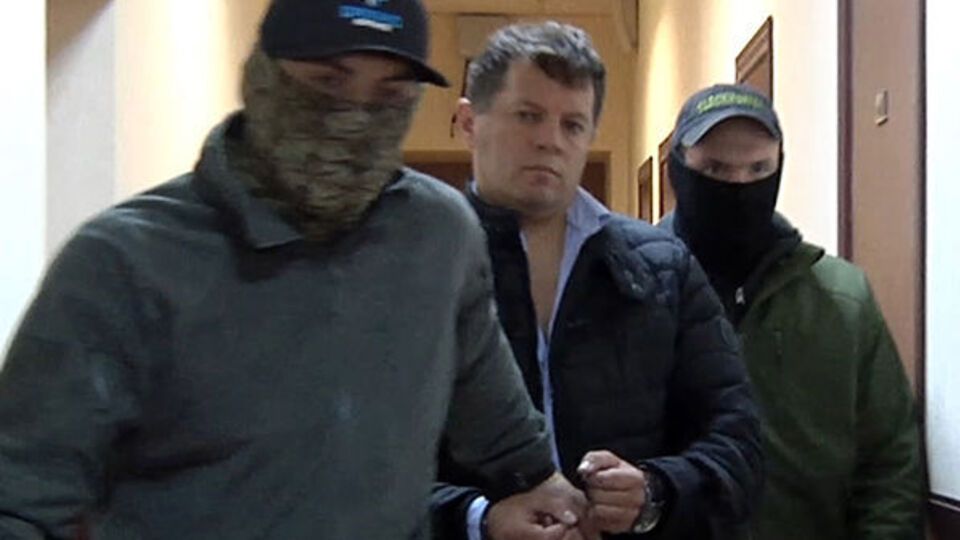 Европарламент потребовал освободить Сущенко